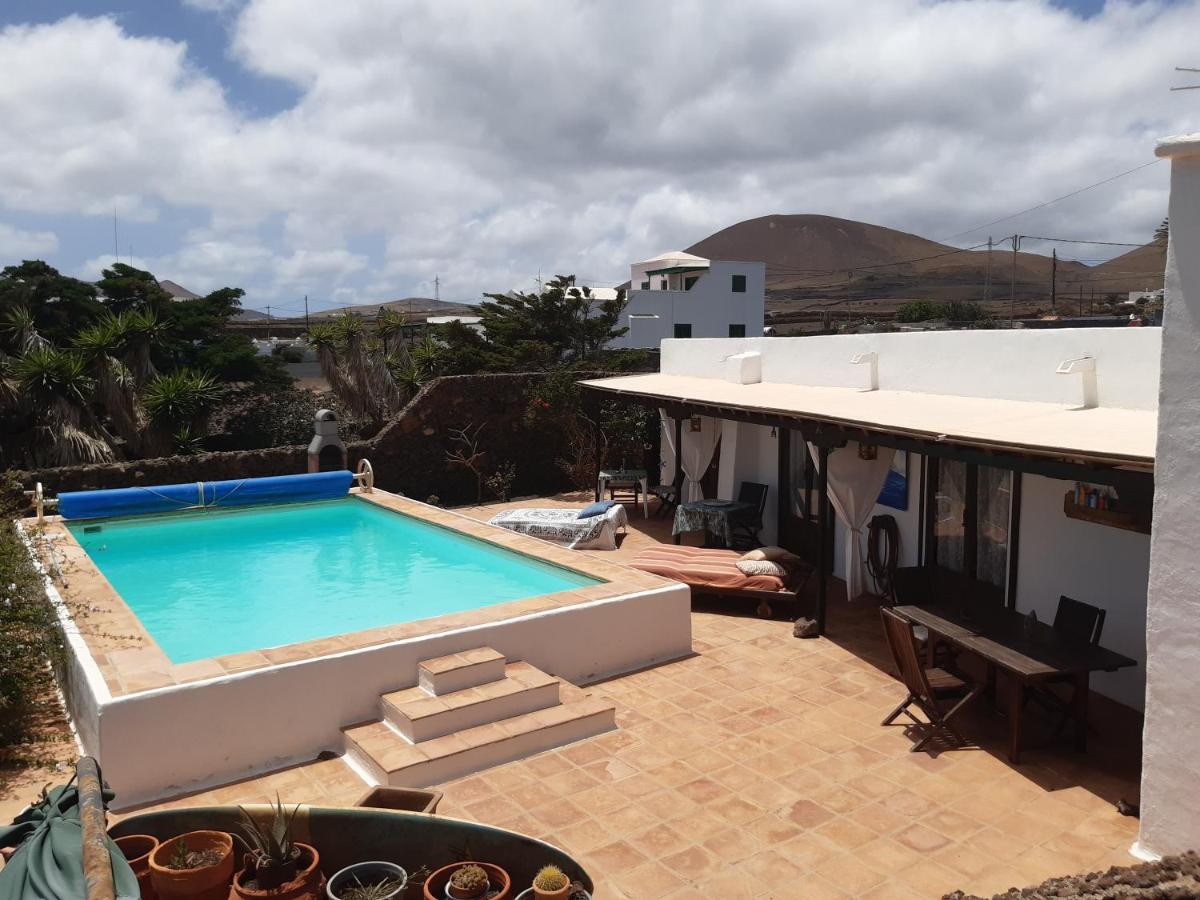 ティアス Tipica Lanzarote House Only Adults Bed & Breakfast エクステリア 写真