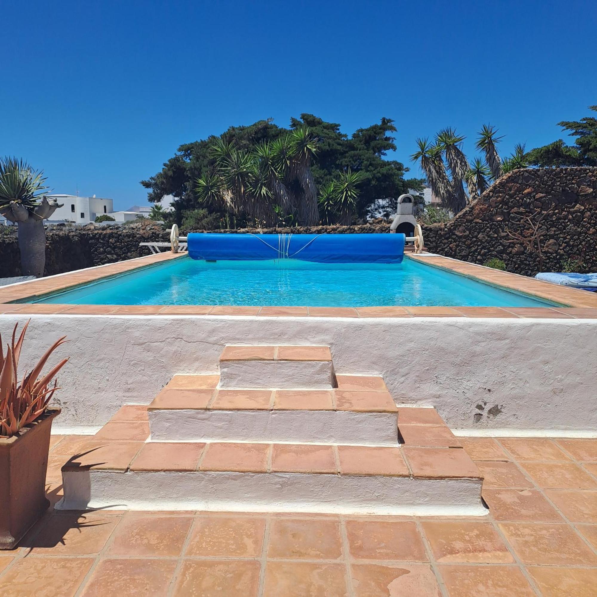 ティアス Tipica Lanzarote House Only Adults Bed & Breakfast エクステリア 写真