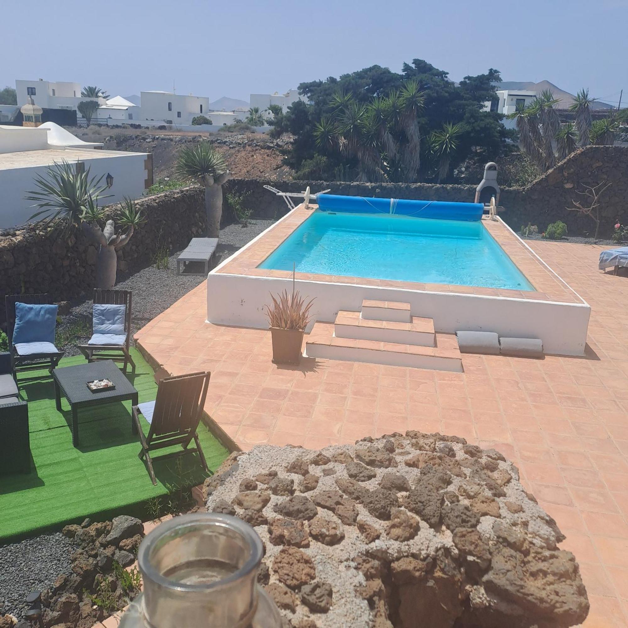 ティアス Tipica Lanzarote House Only Adults Bed & Breakfast エクステリア 写真