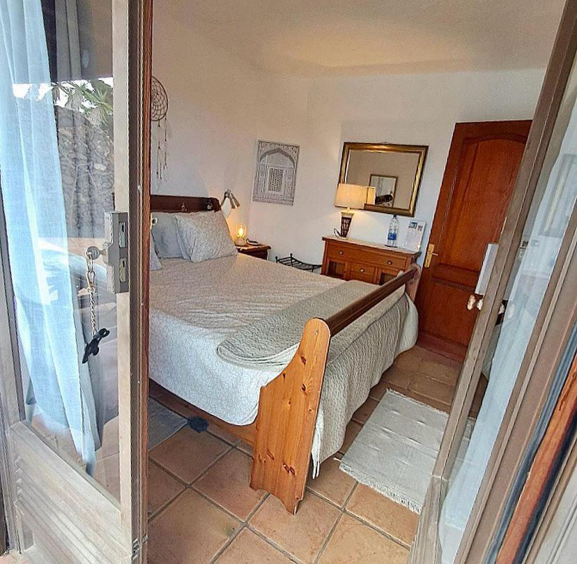 ティアス Tipica Lanzarote House Only Adults Bed & Breakfast 部屋 写真